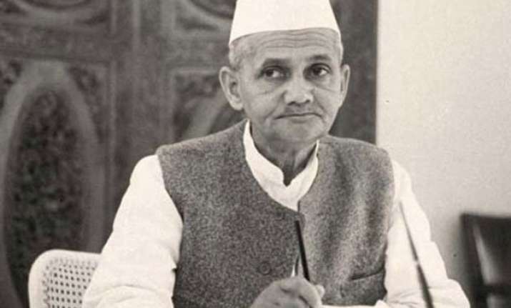 b day spl lal bahadur shastri india s 2nd prime minister
