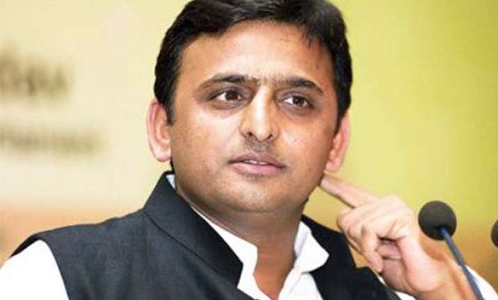 akhilesh yadav turns down honorary doctorate degree from