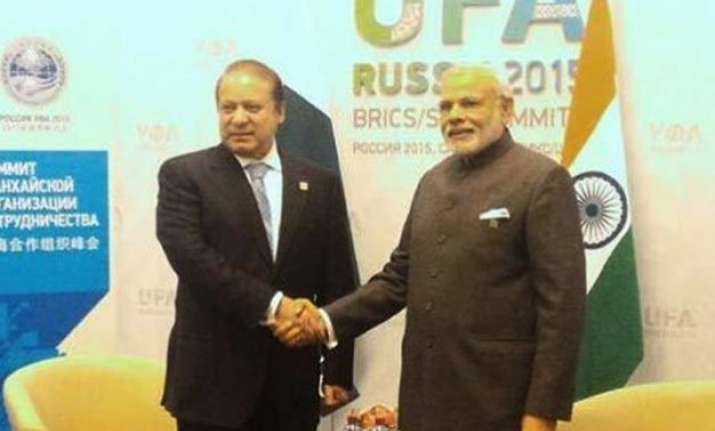 pm modi accepts nawaz sharif s invitation to visit pakistan