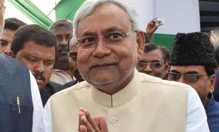 nitish kumar awaits invitation from governor