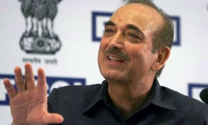 govt tarnishing india s image congress