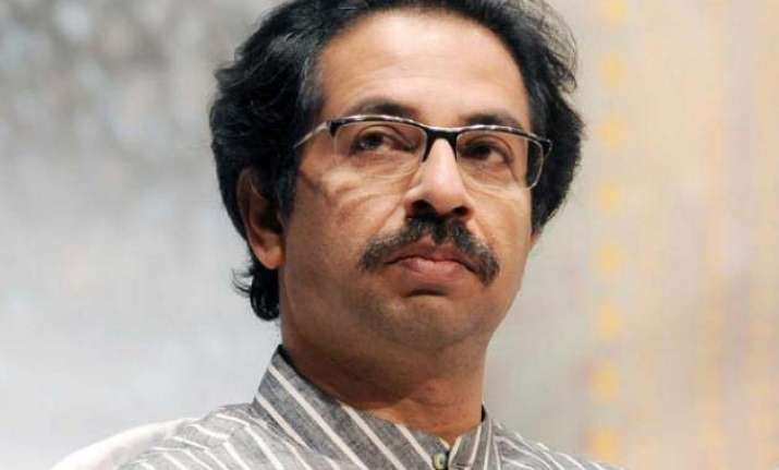 shiv sena to award hindu families having five kids