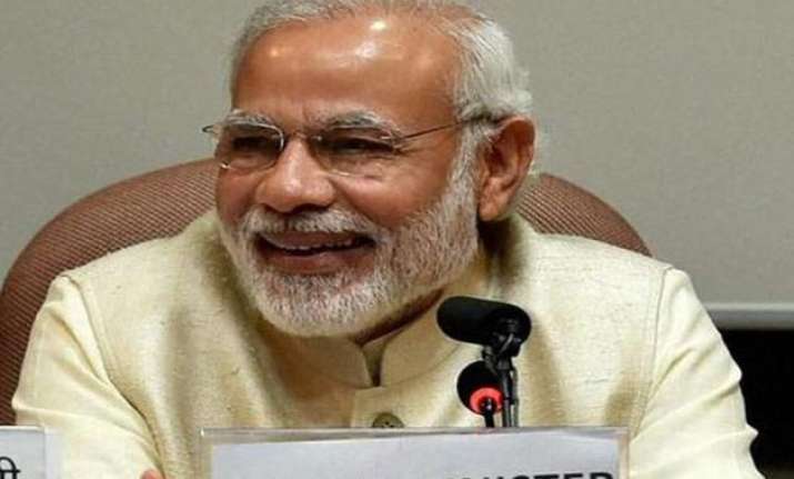 pm asks partymen to make strong push for crucial