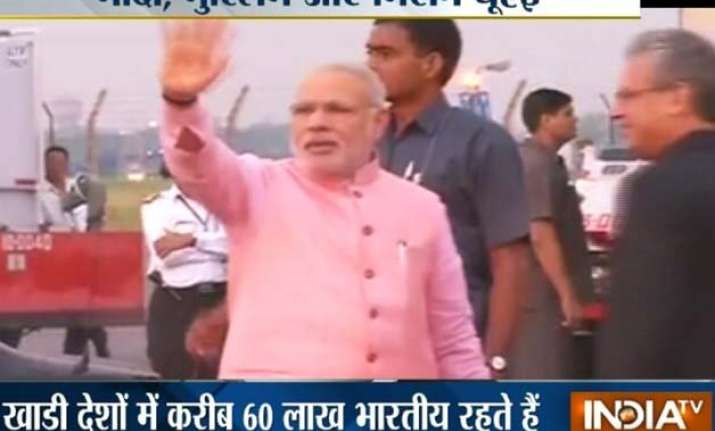 in 30 years narendra modi first indian prime minister to