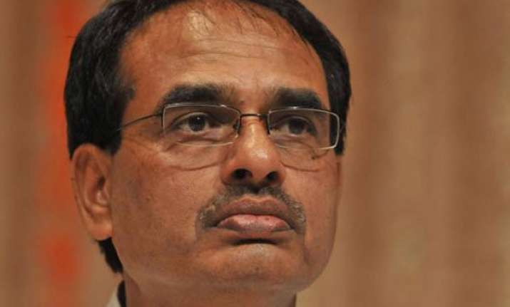 vyapam scam madhya pradesh cm shivraj chouhan meets