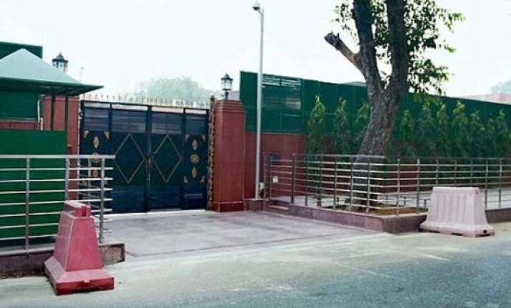 no more government bungalows for memorials says arun jaitley