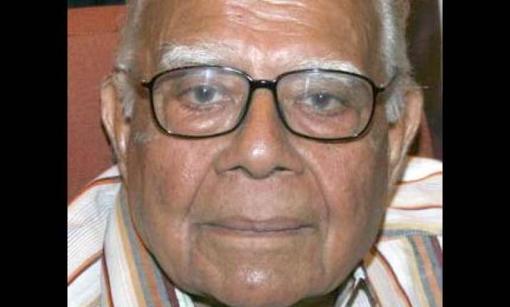jethmalani praises krishna on pillai issue as bjp members