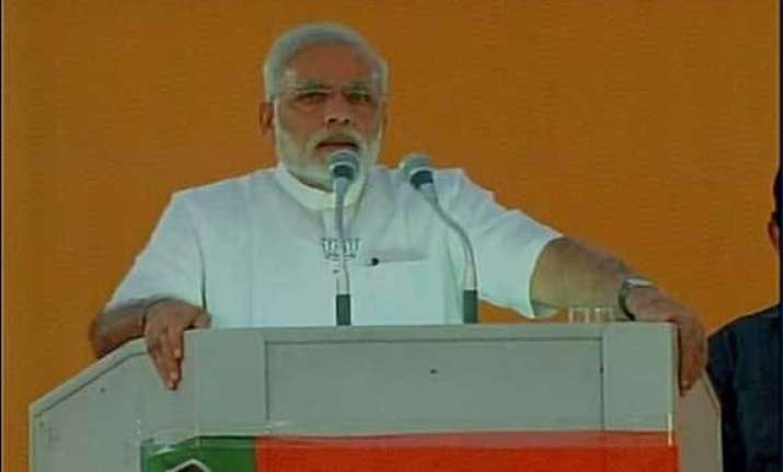 era of alliances over want full majority modi in maharashtra