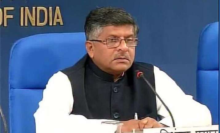 industry pledges rs 4 72 500 crore on digital india launch
