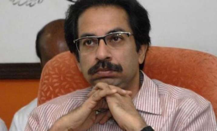 sena mla slaps cop guarding uddhav thackeray
