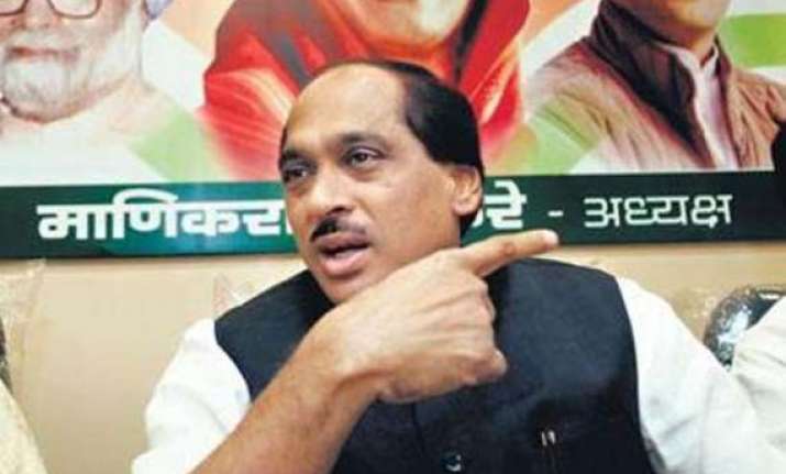 congress readies to take on maharashtra govt over drought
