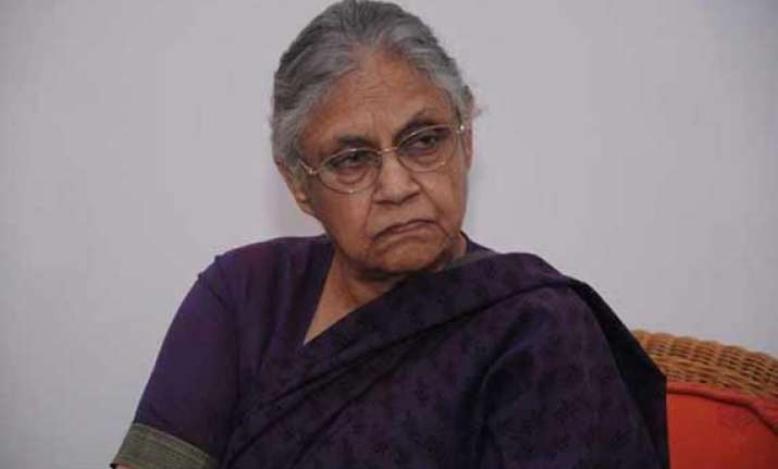 sheila dikshit moves delhi hc against rs 3 lakh fine