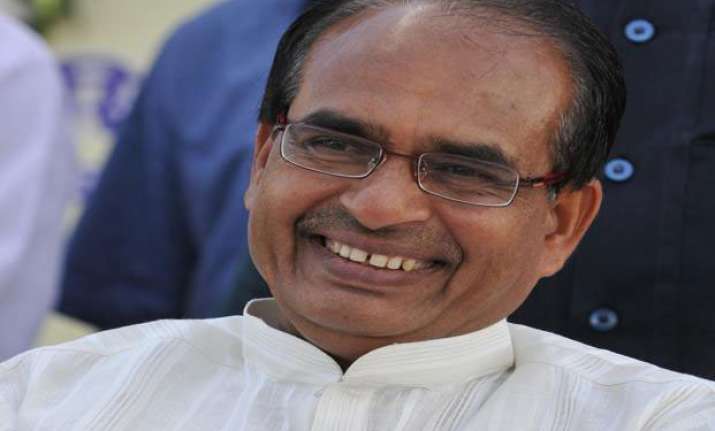 cm shivraj singh chouhan arriving in delhi
