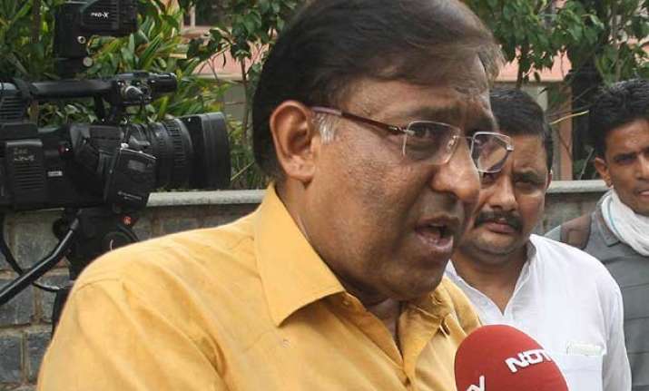 ex aap mla rajesh garg gets threat call from aap fan
