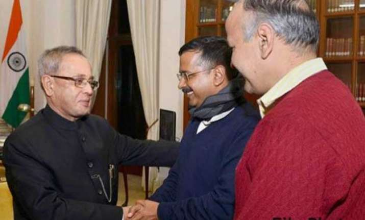 l g trying to run delhi govt on his own terms bypassing cm