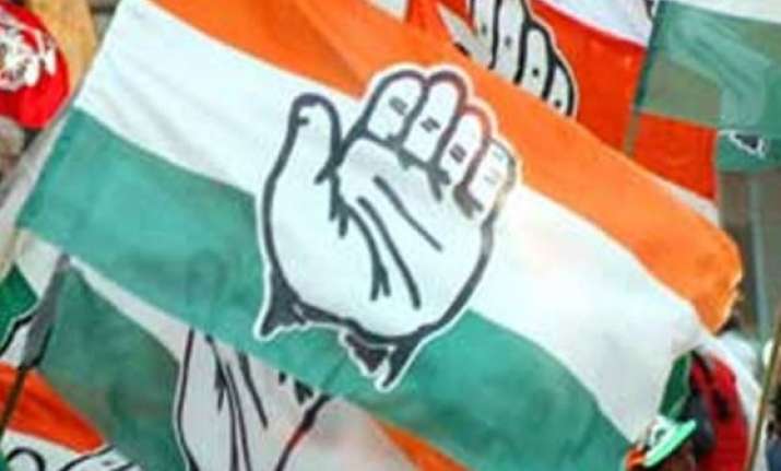 congress frowns at write up on nehru in rss journal