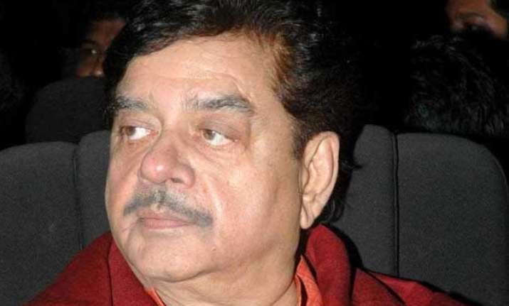 bjp missing l k advani s active participation shatrughan