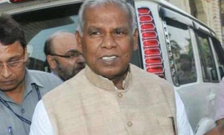 bihar cm manjhi for raising marriage age to 25