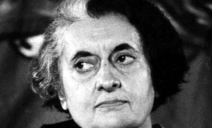 pm modi pays tribute to indira gandhi on death anniversary