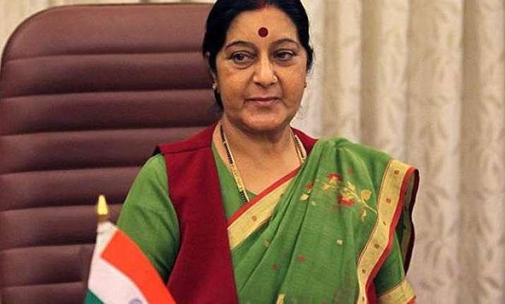 sushma swaraj keen to make statement in parliament on lalit
