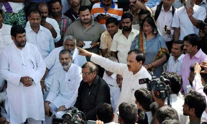 dadri lynching political slugfest continues critics
