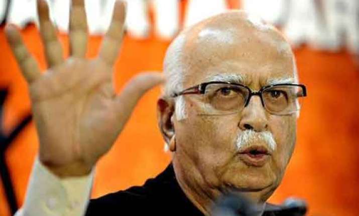 advani praises pm modi but says nobody has matched vajpayee