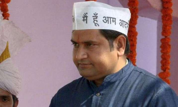 aap to refer asim khan graft case to its lokpal
