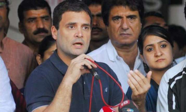 ftii row govt blames rahul gandhi for politicising protests