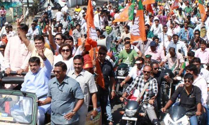 campaigning for polls in haryana maharashtra ends