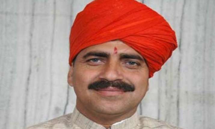 bjp seeks more time from governor talks of common minimum
