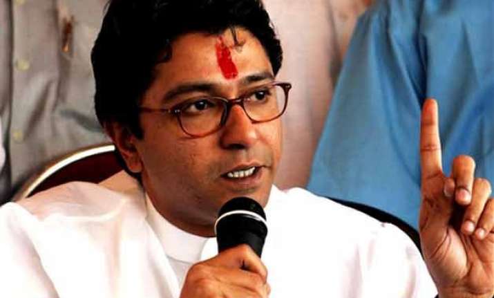 raj thackeray slams owaisi for sympathising with yakub memon