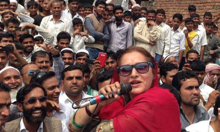 jaya prada flays mulayam over rape remark
