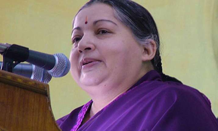 jaya slams centre on rupee depreciation issue