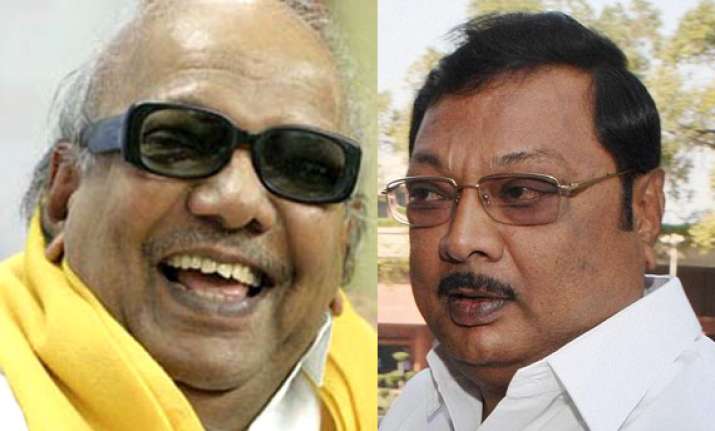 karunanidhi expels son alagiri from dmk