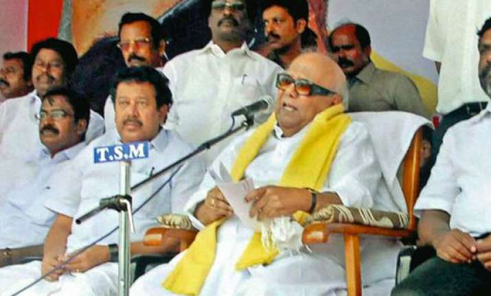 karunanidhi flays modi for attacking dmk