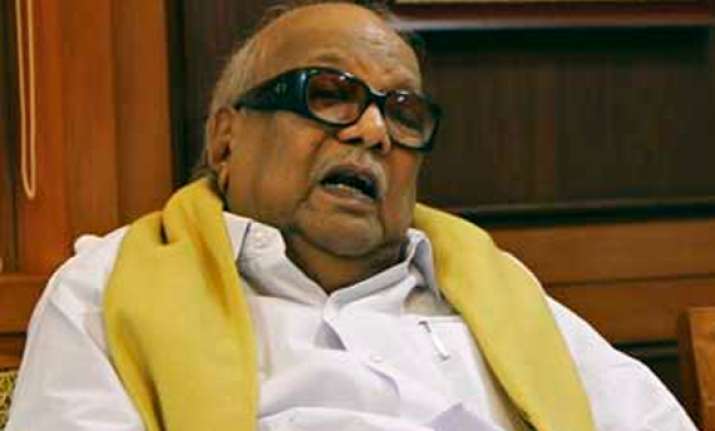 karunanidhi backs chidambaram
