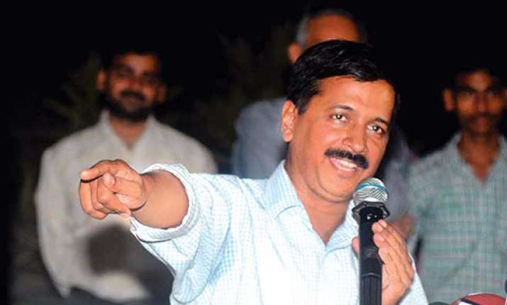 kejriwal tweets about an old villager s donation after