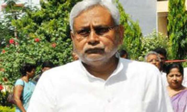 nitish shuts up kirti azad bihar bjp screams