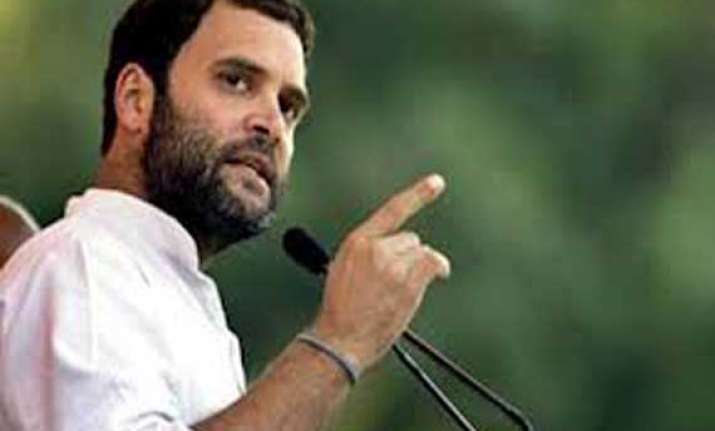 live rahul mocks modi over gujarat toffee model of