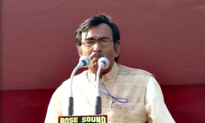 left asks mamata to come clean on graft allegations