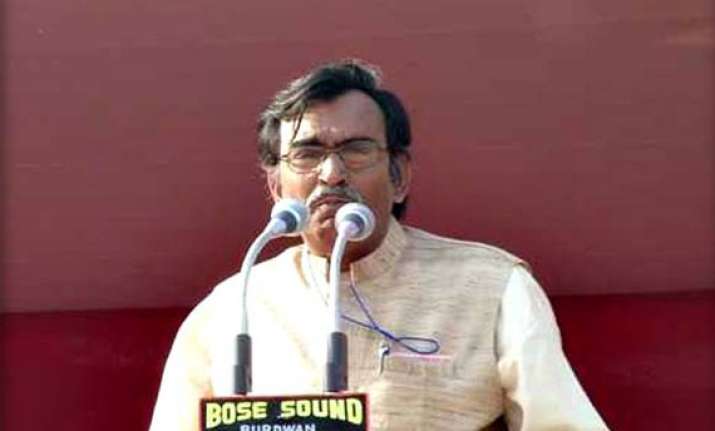 left slams mamata decision to postpone students poll