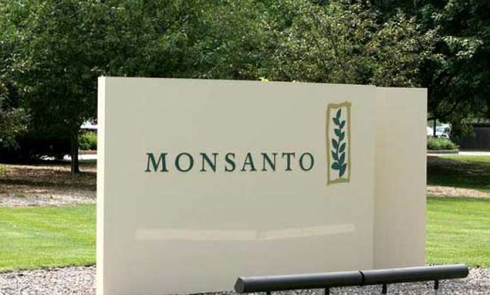 mps on a monsanto junket despite swadeshi jagran manch