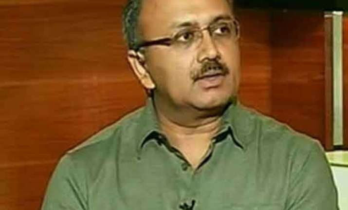 mamata banerjee trying to shield tapas pal siddharth nath