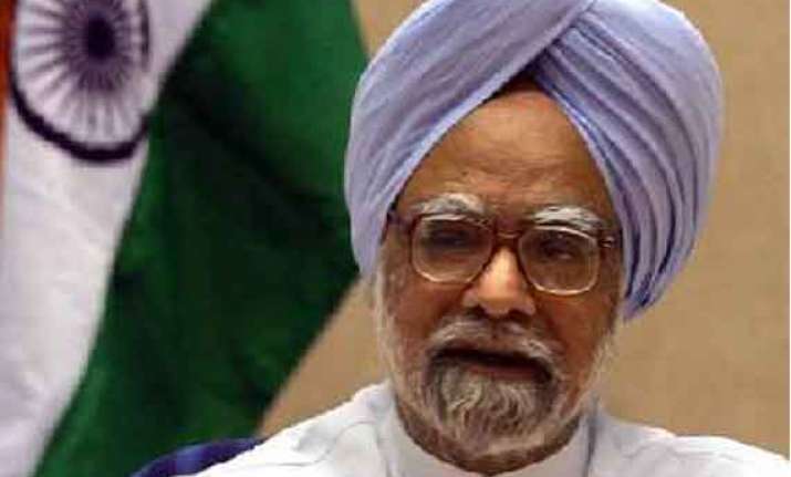 manmohan singh to address nation on eve of demitting office