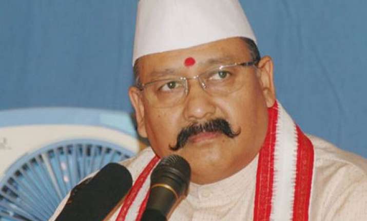 marital status row satpal maharaj defends modi
