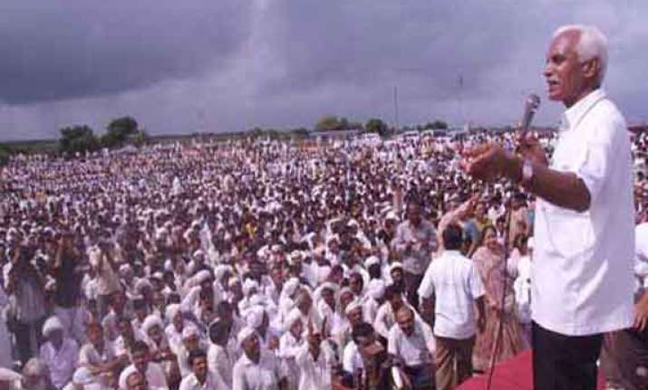 mass agitation to electoral battle litmus test for bjp rebel