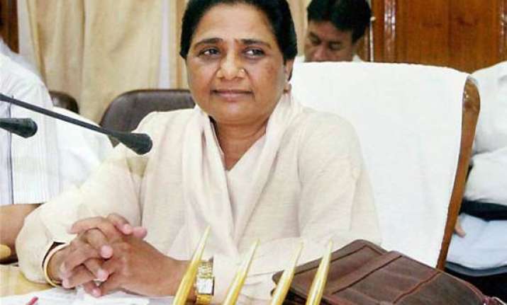 mayawati adopting double standards on fdi says sp