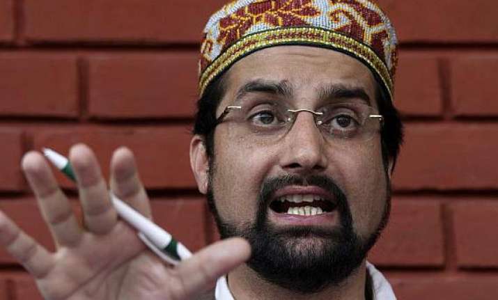 mirwaiz placed under house arrest in srinagar