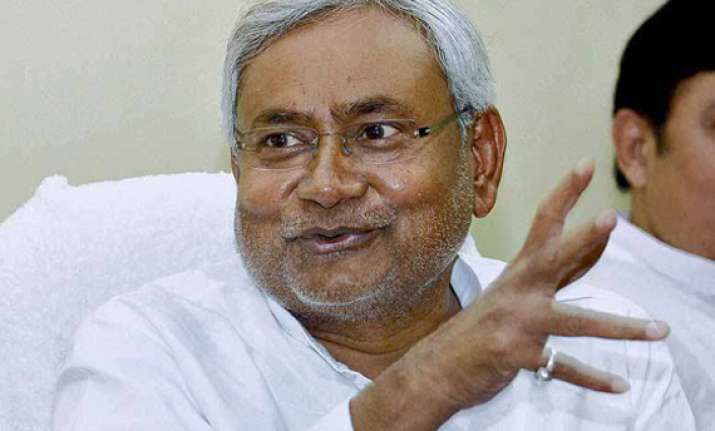 mos railway made a fool of himself over bihar tragedy nitish