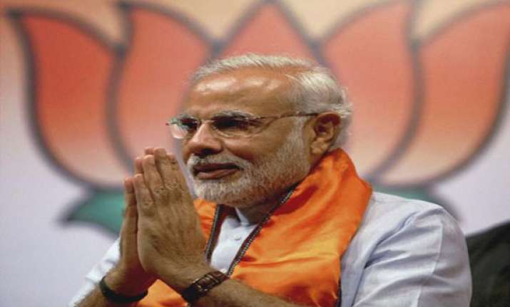 modi greets jitan ram manjhi assures support in development